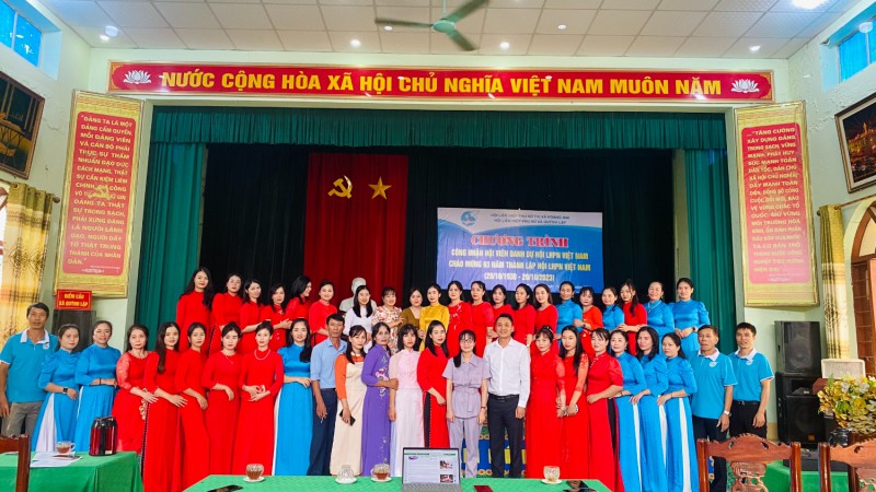 Hội LHPN xã Quỳnh Lập kết nối yêu thương nhân ngày Phụ nữ Việt Nam 20/10