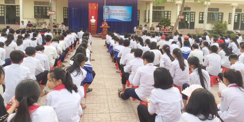Truyền thông cung cấp kiến thức chăm sóc sức khỏe sinh sản tại Trường THCS Quỳnh Lập