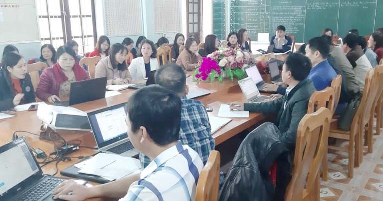 Công tác chuẩn bị Hướng dẫn học sinh học trực tuyến của Trường THCS Quỳnh Lập