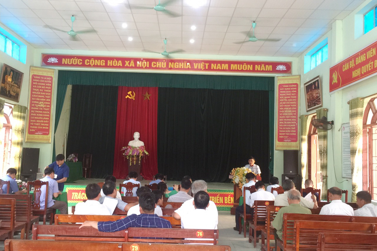 Ông Nguyễn Văn Nho, Phó Bí thư Đảng ủy, Chủ tịch UBND xã khai mạc hội nghị