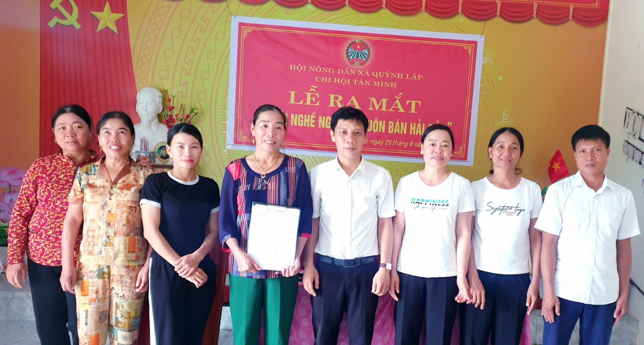 Ra mắt Chi hội nghề nghiệp "Buôn bán hải sản" xã Quỳnh Lập